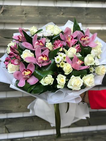 Букет цветов из: Розы и Хризантемы в Пшехской