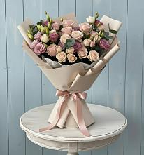 Букет цветов из:  Розы и Лизиантусы в Пшехской