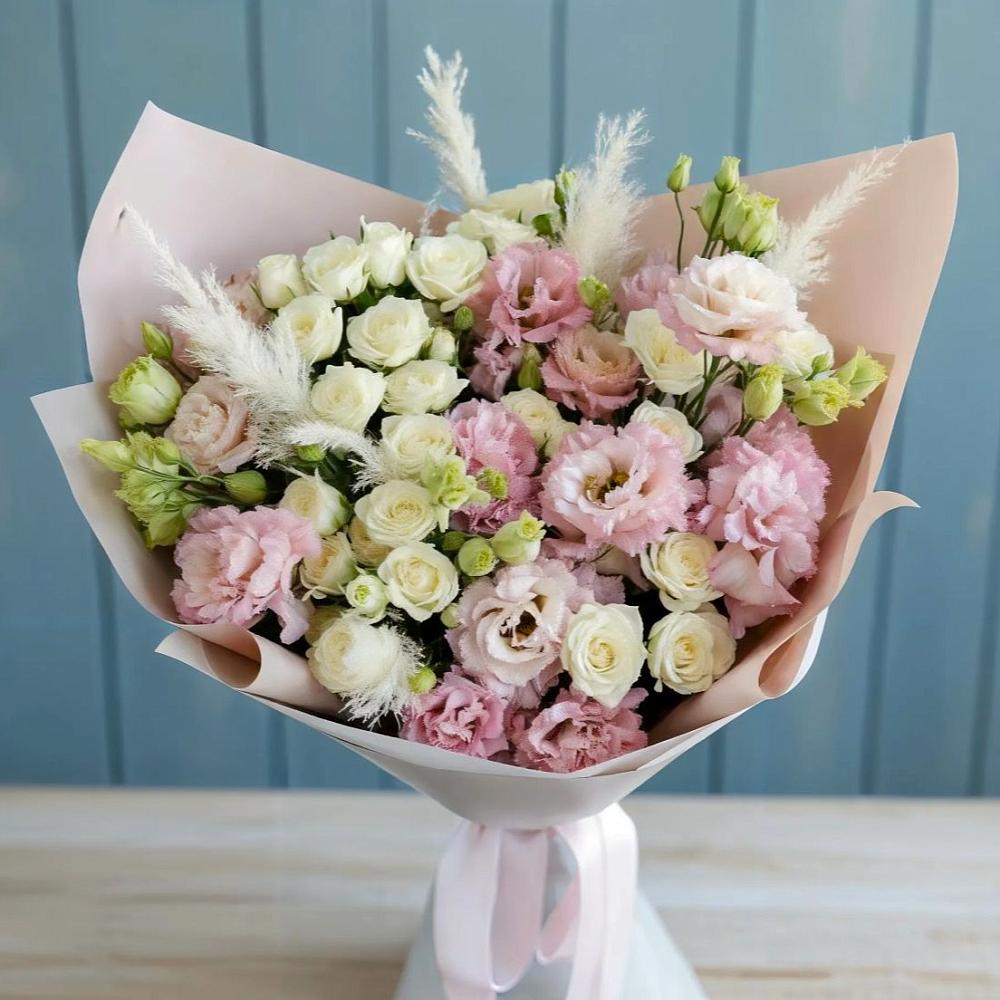 Букет цветов из: Альстромерии и Розы в Пшехской