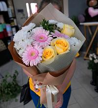 Букет цветов из:  Герберы, Розы и Хризантемы в Пшехской