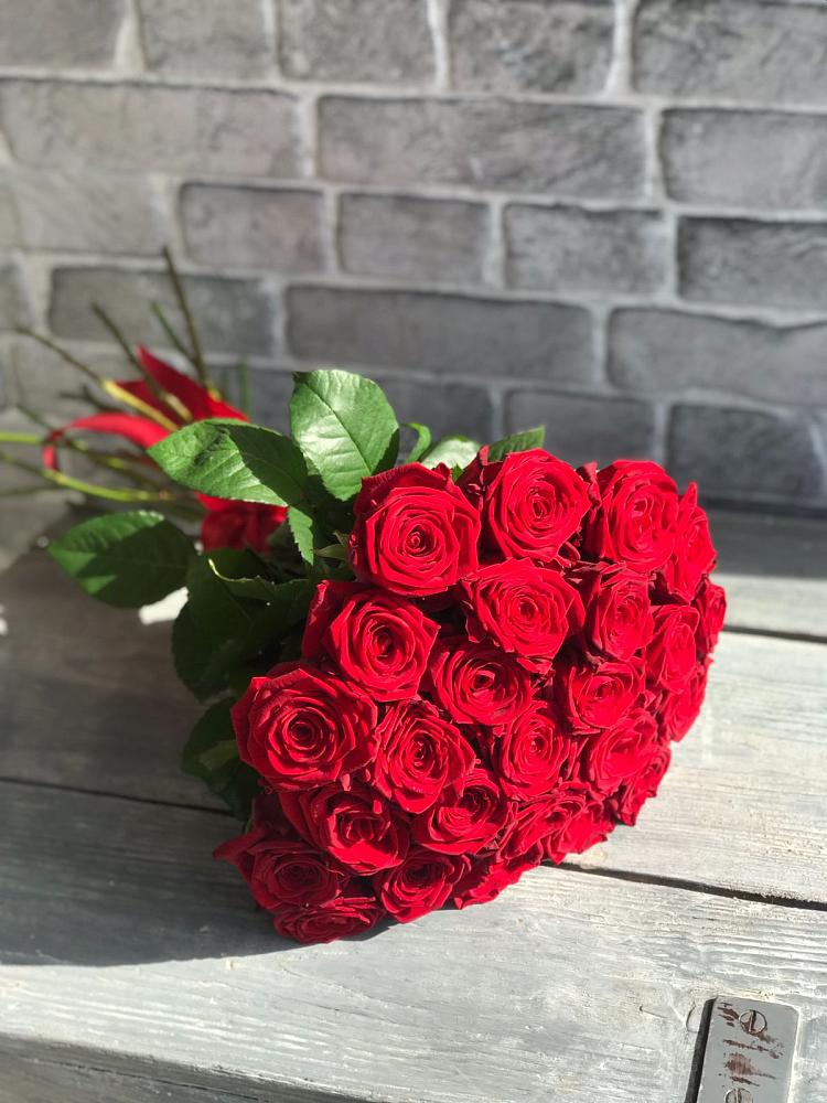 Букет Красные розы Фридом в Пшехской