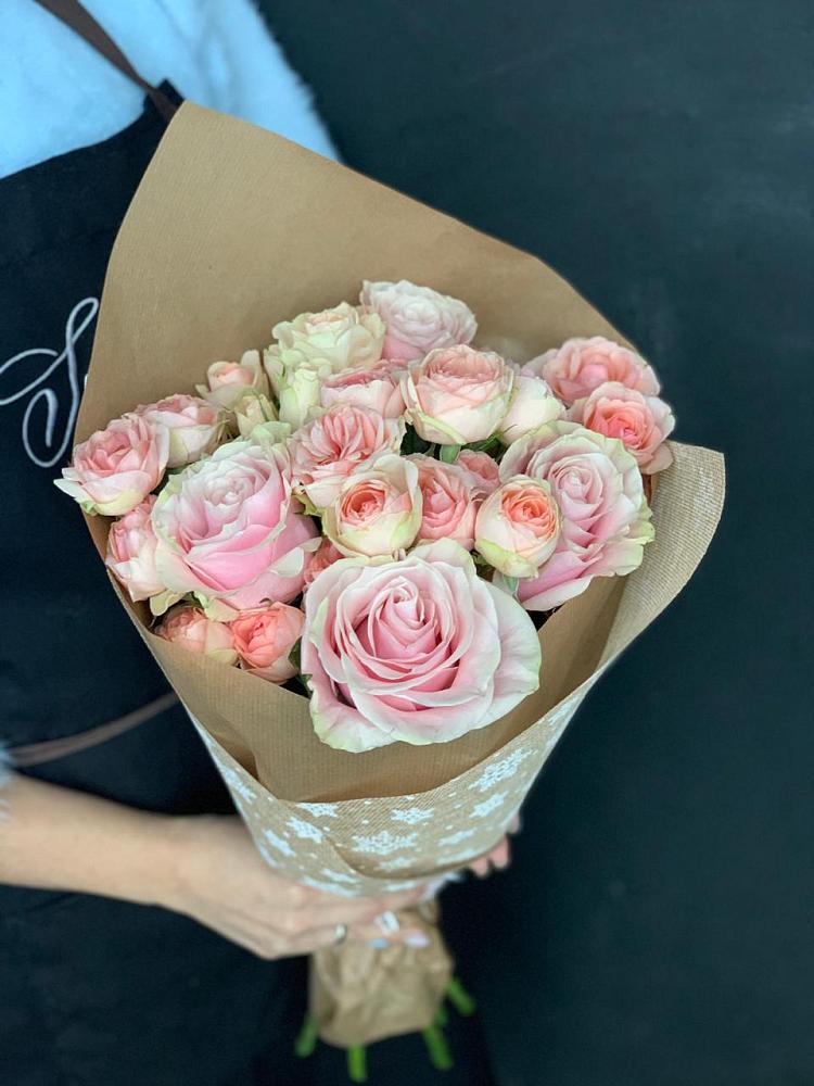 Букет цветов из: Хризантемы и Розы в Пшехской