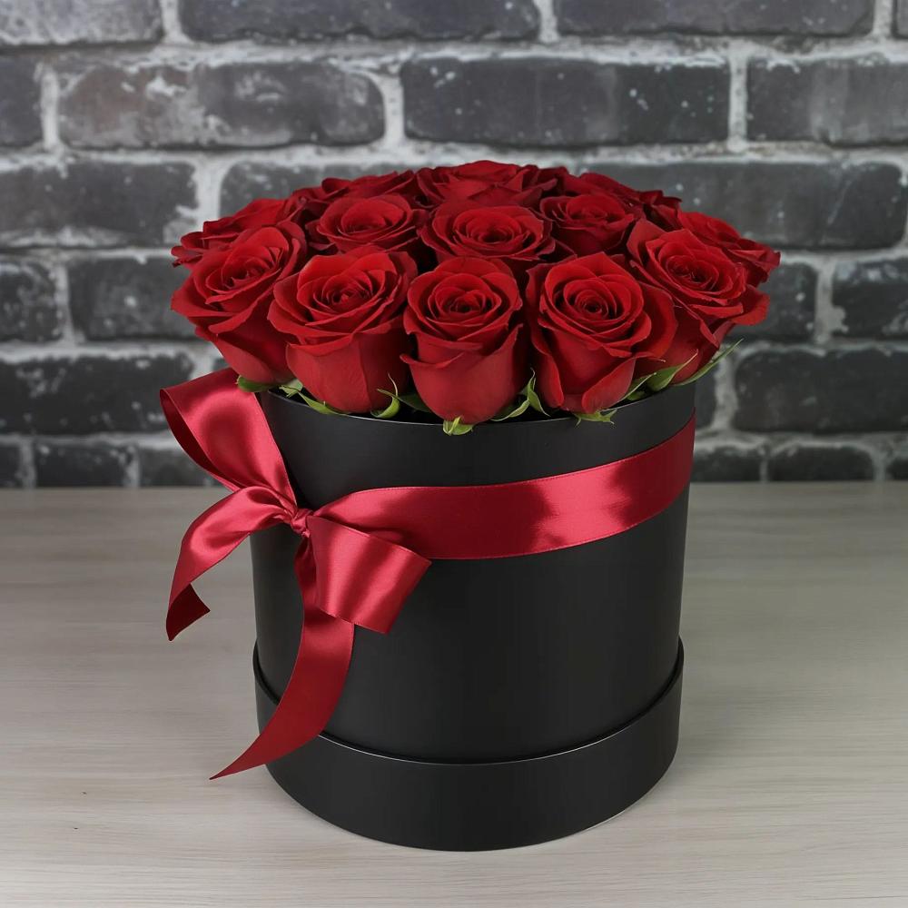 Цветочная композиция из Розы в шляпной коробке в Пшехской